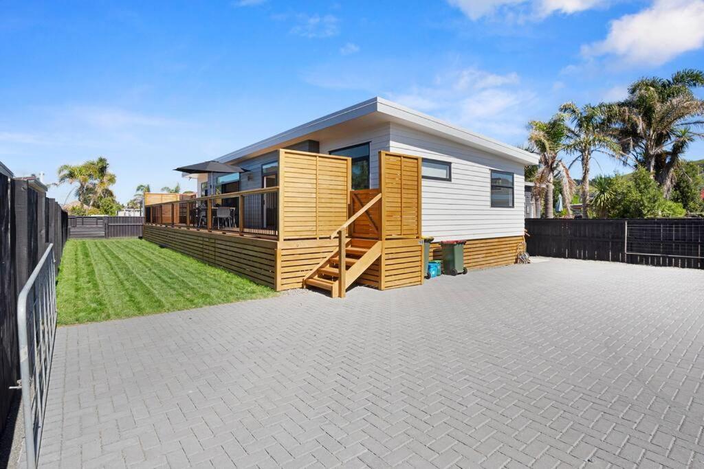 Leisure On Leo Villa Waihi Bagian luar foto