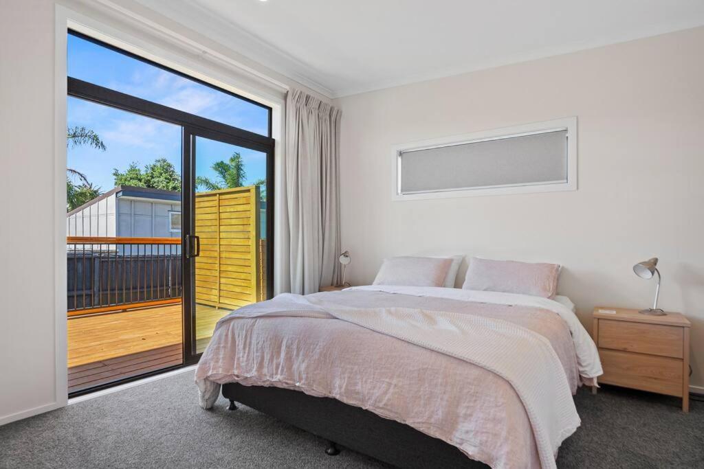 Leisure On Leo Villa Waihi Bagian luar foto