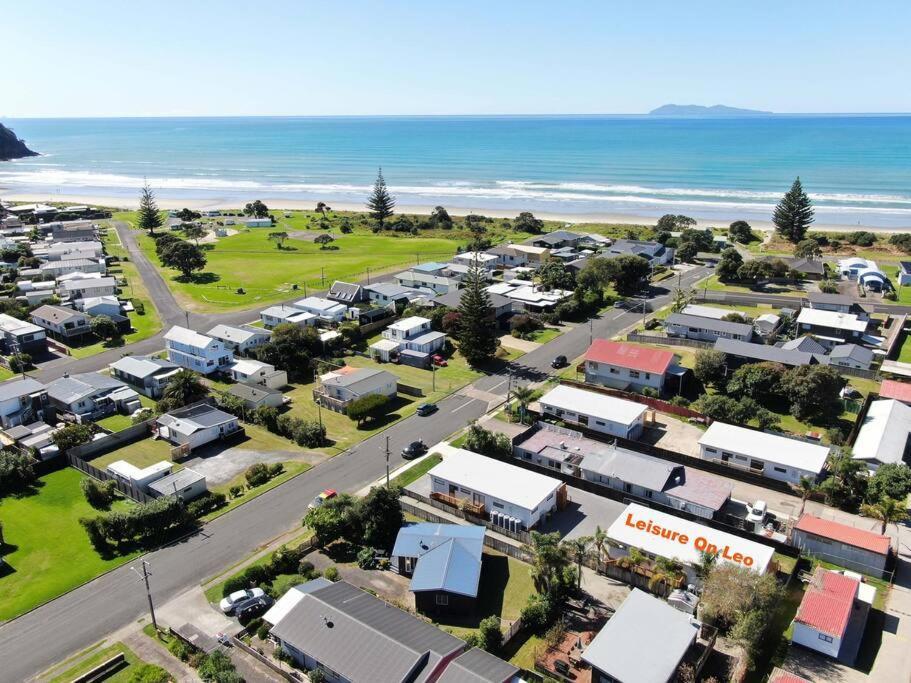 Leisure On Leo Villa Waihi Bagian luar foto