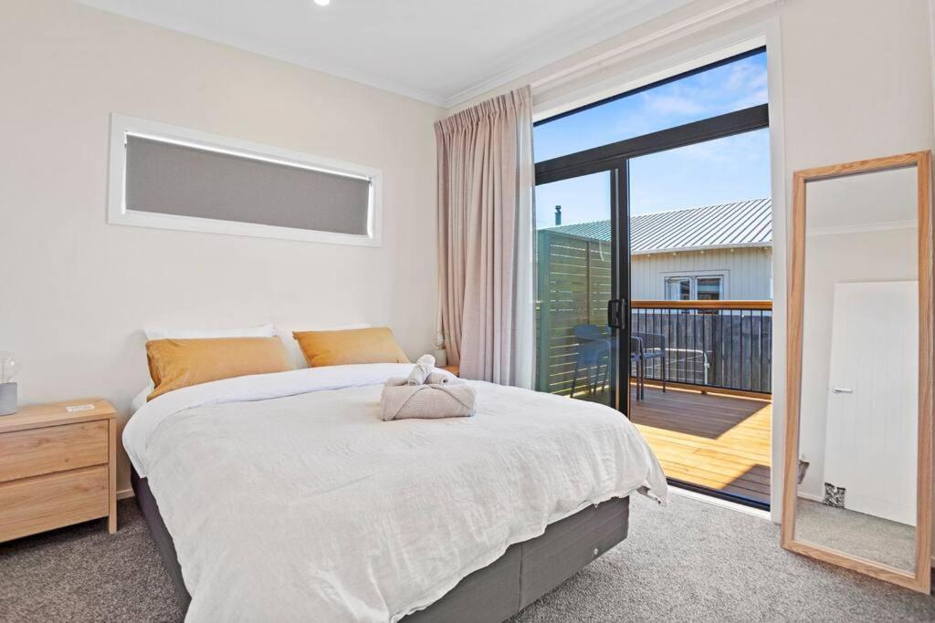 Leisure On Leo Villa Waihi Bagian luar foto