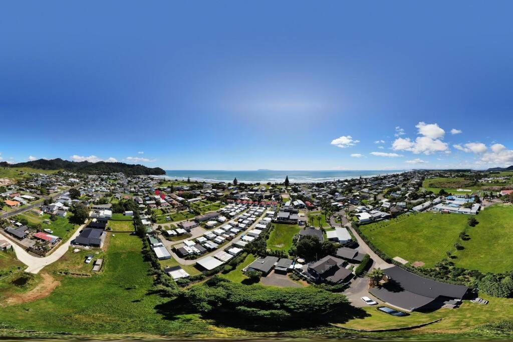 Leisure On Leo Villa Waihi Bagian luar foto